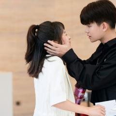 乌鸦小姐与蜥蜴先生 - mFlQzQuLu9S9cpn49YbtEt7ZQv7.jpg