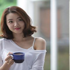 顶级明星 - tgI0njR4Fos6tWmFrBINPUJmN68.jpg