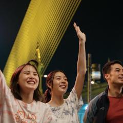 隔楼女孩：我们之间的层距 - 8D53ucik9z5WLVnRsdb8xh47JH.jpg
