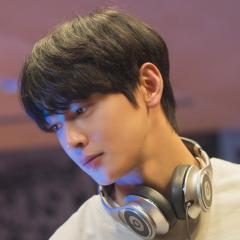 放飞旅行团 - 7P5QkzsMJf6ssyzQomLgaJWmQvC.jpg