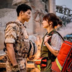 太阳的后裔 - qrrfpaOi5IYoCHsxEEZMrbj3CWa.jpg