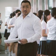 邻里的人们 - qrQf8o1dSrDGXEVHP0LH6WCcdeV.jpg