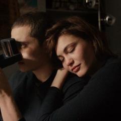 爱恋 - 5tQS9bdDoIpj7r5HAmgWFfOgdBW.jpg