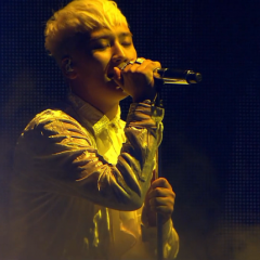 BIGBANG出道十周年纪念电影 - edf03c5557d8edf5s.png