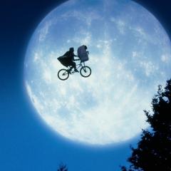 E.T.外星人 - mXLVA0YL6tcXi6SJSuAh9ONXFj5.jpg