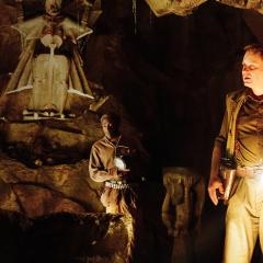 驱魔人前传-保罗·施拉德导演版 - q4DQgtcd0q3X892qJk6SaMymHuZ.jpg